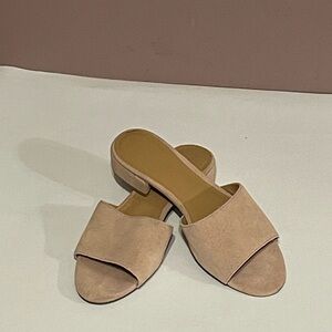 Pretty suede sandal/slides in dustyrose color